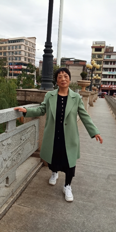 小玲的第一张照片--邵东认干亲服务网